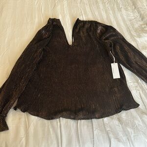 Another love pleated top